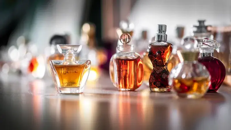 عطر عود ملكي — العطور