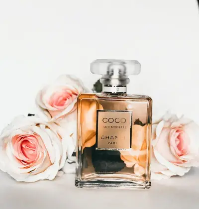 بخاخ معطر للجسم بالفانيلا — جميلة