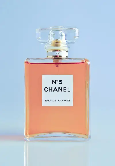 عطر زهور الربيع — جميلة